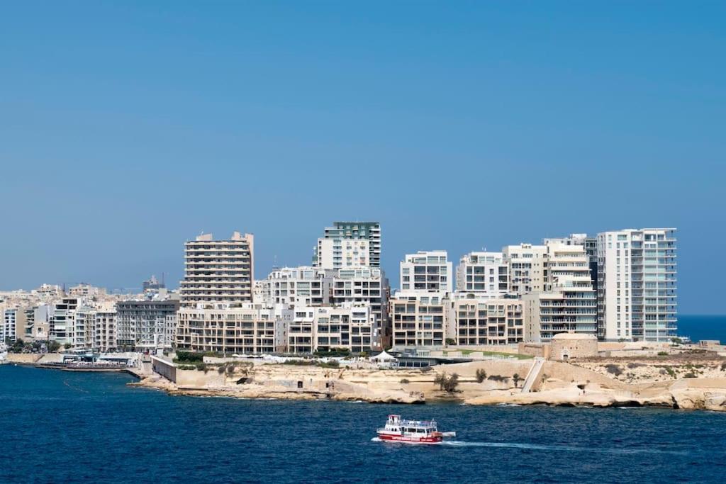 Vallettastay - Harbor View Gem -Sea View 2 Bed Apt Exterior foto